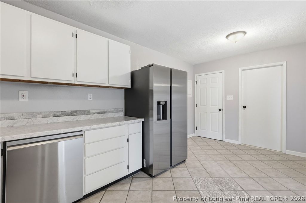 406 Lansdowne Road, Fayetteville, NC 28314 — photo 13