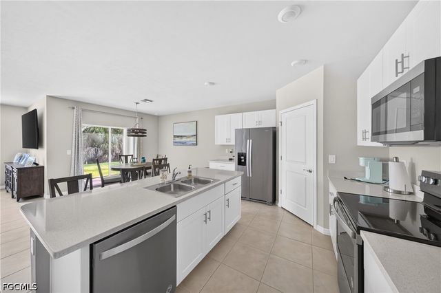 18508 Marlin Kite LN, North Fort Myers, FL 33917