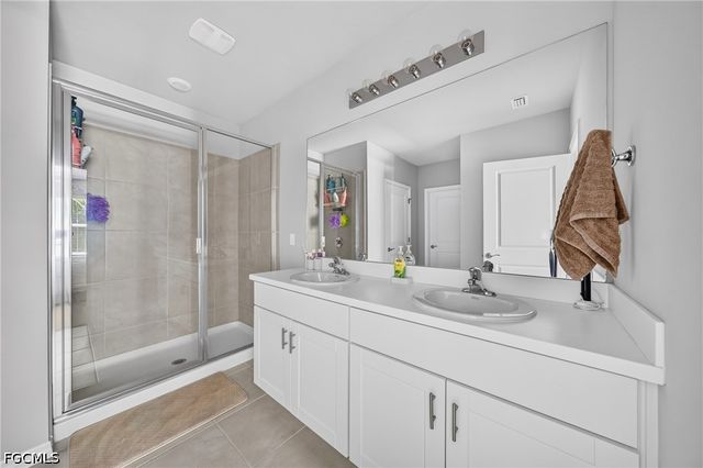 18508 Marlin Kite LN, North Fort Myers, FL 33917