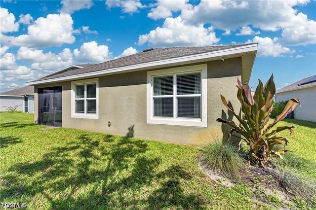 18508 Marlin Kite LN, North Fort Myers, FL 33917