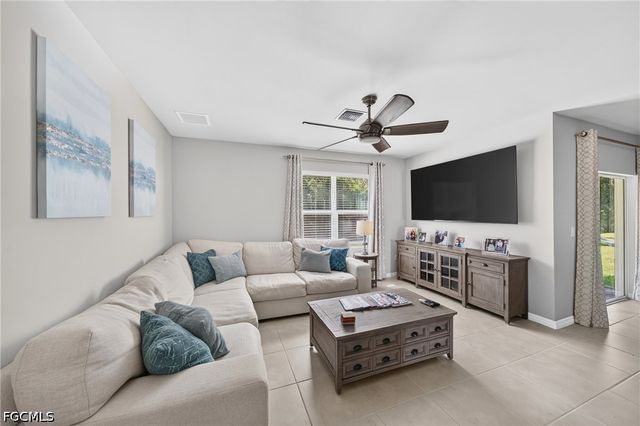18508 Marlin Kite LN, North Fort Myers, FL 33917
