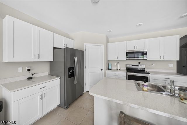 18508 Marlin Kite LN, North Fort Myers, FL 33917