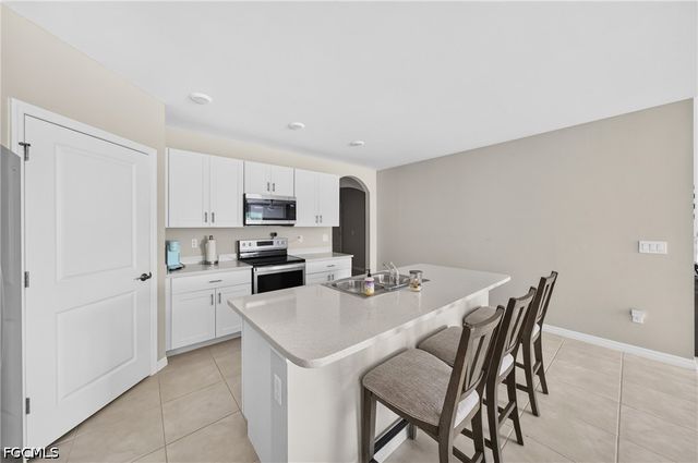 18508 Marlin Kite LN, North Fort Myers, FL 33917