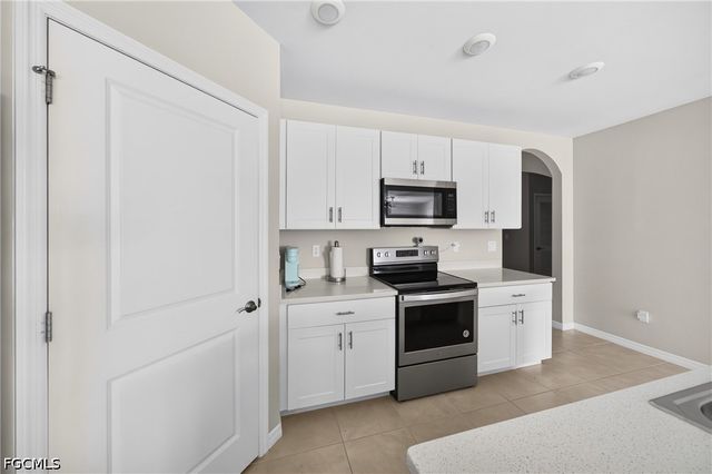 18508 Marlin Kite LN, North Fort Myers, FL 33917