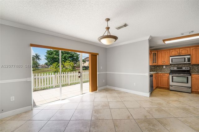 15354 SW 36th Ter, Miami, FL 33185