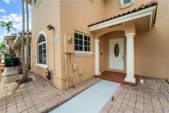 15354 SW 36th Ter, Miami, FL 33185