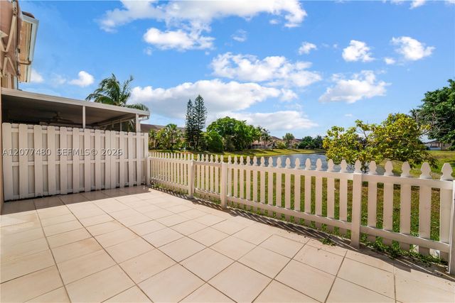 15354 SW 36th Ter, Miami, FL 33185