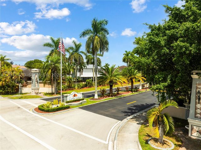 15354 SW 36th Ter, Miami, FL 33185