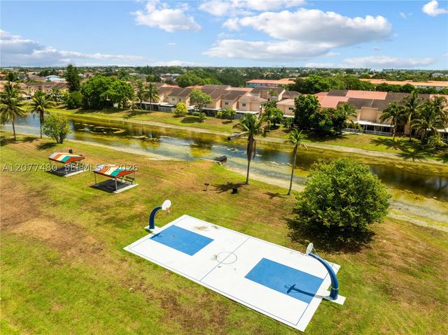 15354 SW 36th Ter, Miami, FL 33185