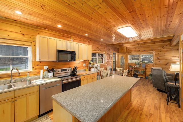 144 Fawn Circle, Dunlap, TN 37327