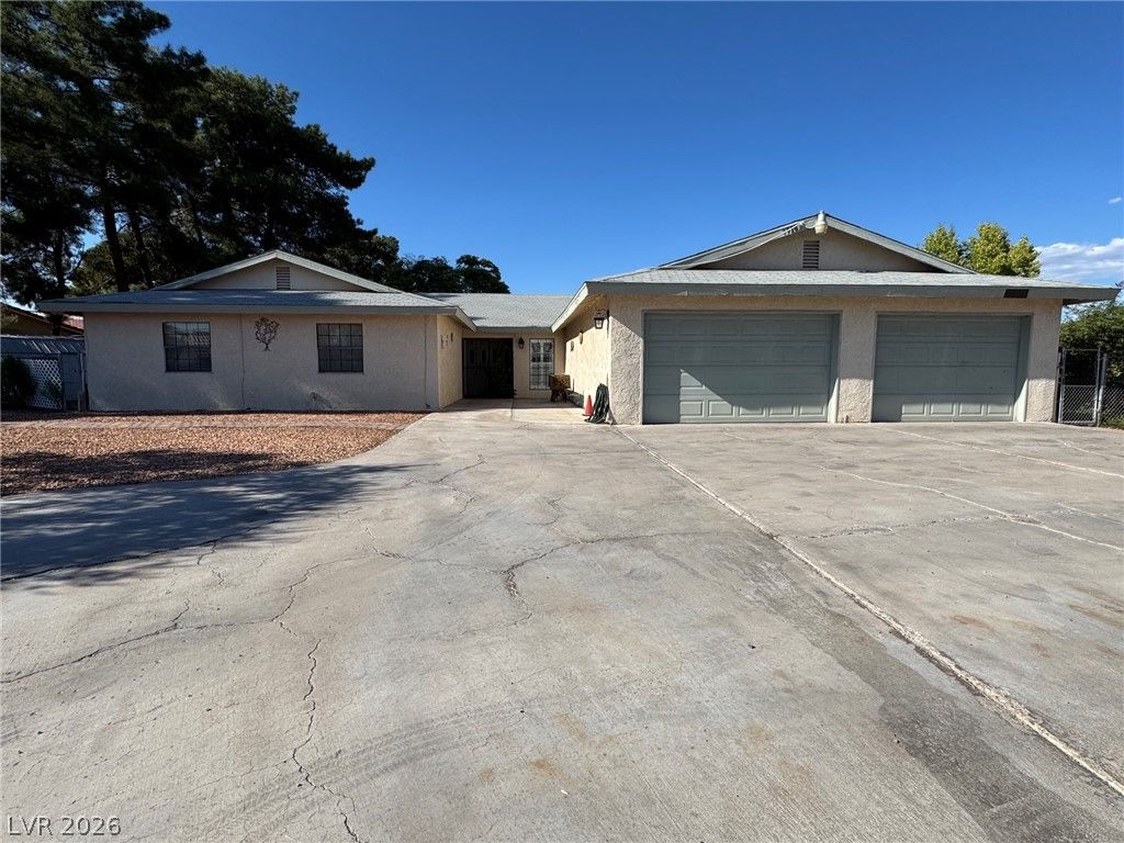 7920 Hickam Avenue, Las Vegas, NV 89129 — exterior