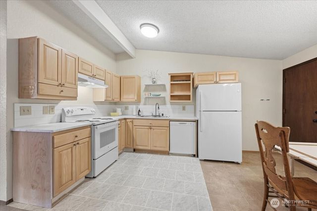 2113 State Street, Everett, WA 98201