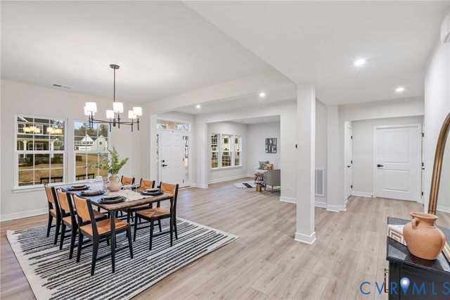 18724 Holly Crest Dr, Moseley, VA 23120