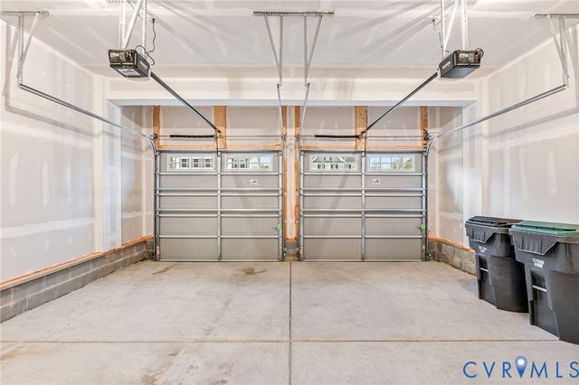 18724 Holly Crest Dr, Moseley, VA 23120