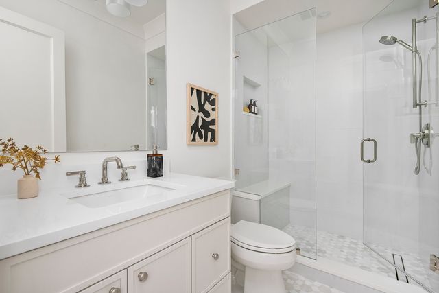 1942 N Orchard Street 1N, Chicago, IL 60614