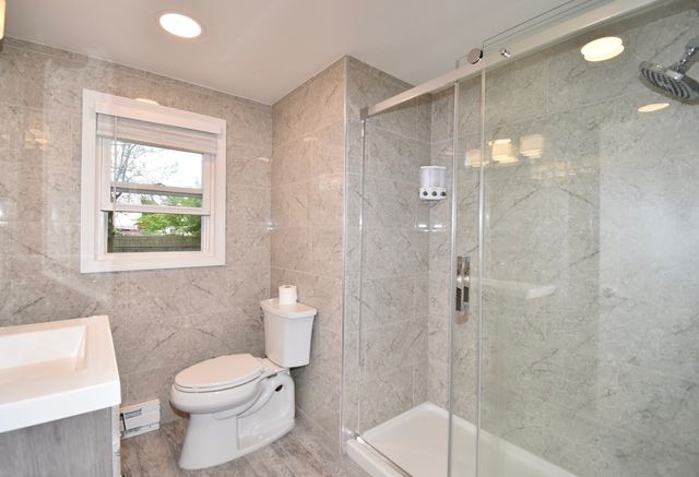 22 Hunting Lane, Agawam, MA 01001