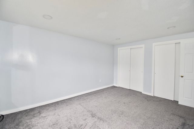 22 Hunting Lane, Agawam, MA 01001