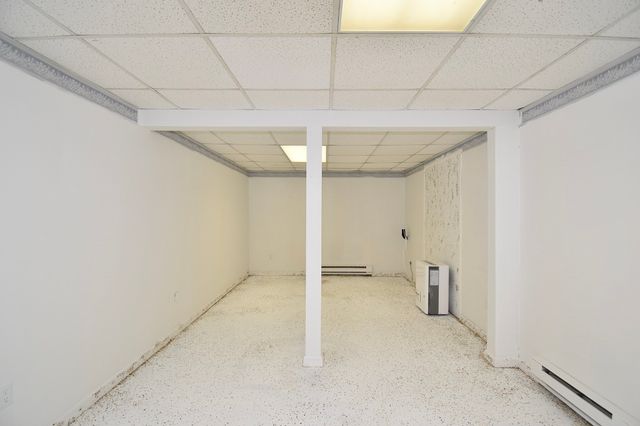 22 Hunting Lane, Agawam, MA 01001