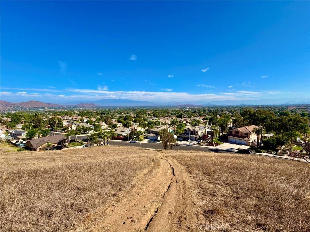 2986 Everwood Drive, Riverside, CA 92503 — photo 2
