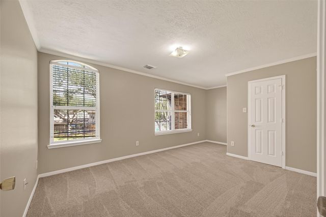 1313 Plymouth Rock Lane, Seabrook, TX 77586