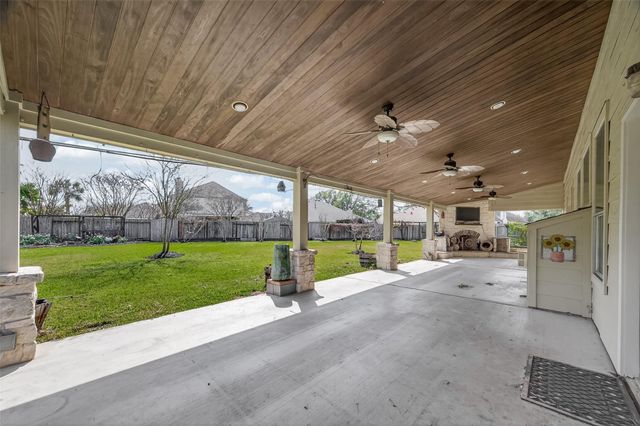 1313 Plymouth Rock Lane, Seabrook, TX 77586