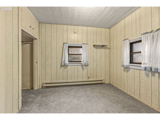 2843 HEMLOCK St, Longview, WA 98632