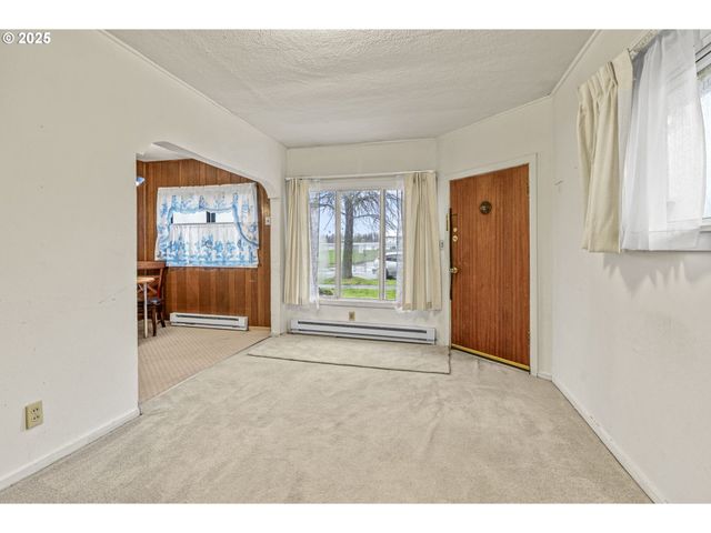 2843 HEMLOCK St, Longview, WA 98632