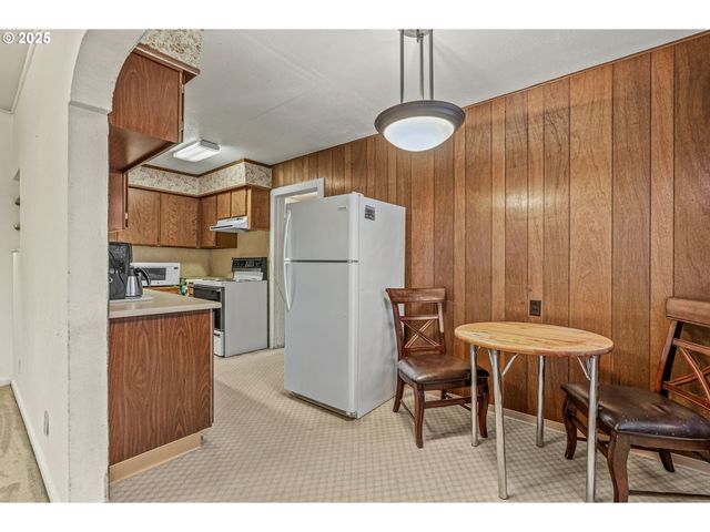 2843 HEMLOCK St, Longview, WA 98632