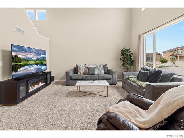 4476 Mountain Sky Street, Johnstown, CO 80534