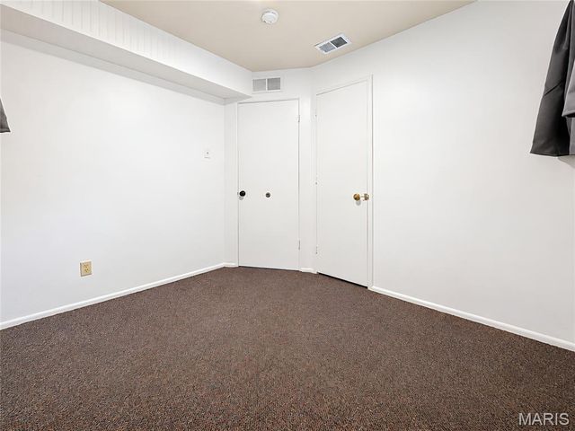 10108 Earl Drive, St Louis, MO 63136