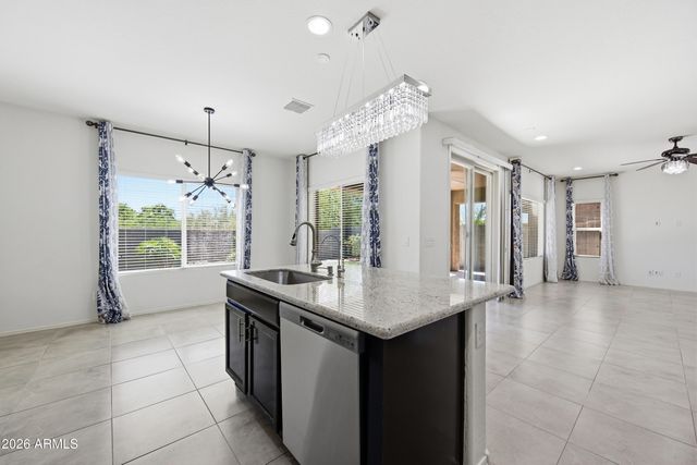 1829 W SPUR Drive, Phoenix, AZ 85085