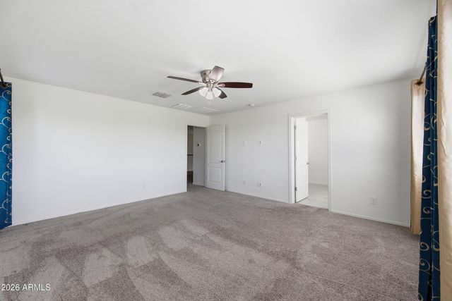 1829 W SPUR Drive, Phoenix, AZ 85085
