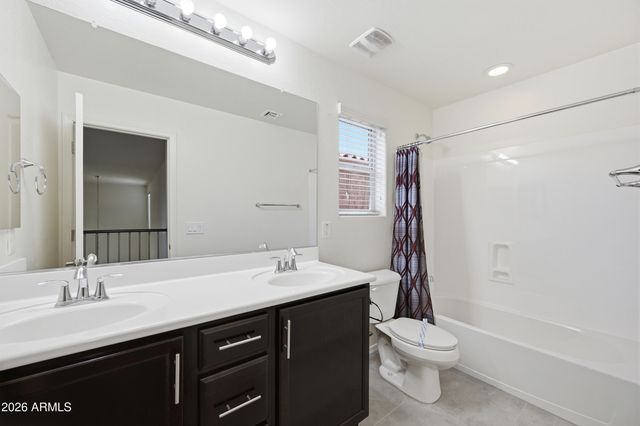 1829 W SPUR Drive, Phoenix, AZ 85085