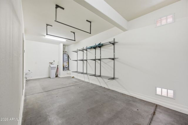 1829 W SPUR Drive, Phoenix, AZ 85085