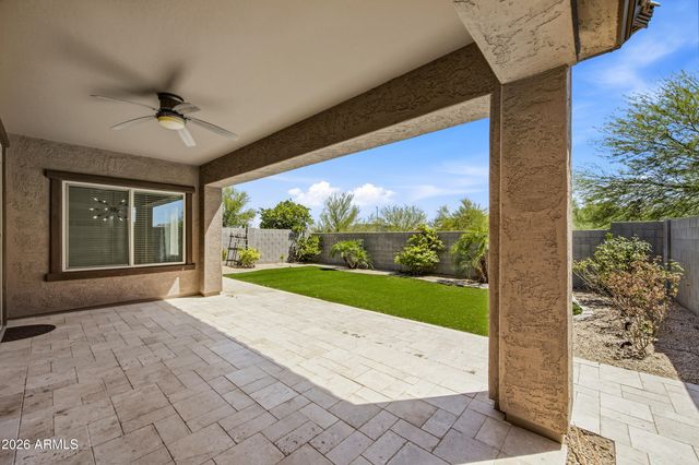1829 W SPUR Drive, Phoenix, AZ 85085