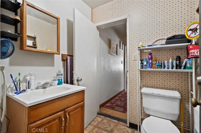 8170 Grapewin, Corona, CA 92880