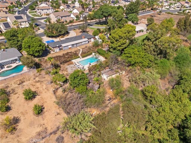 8170 Grapewin, Corona, CA 92880