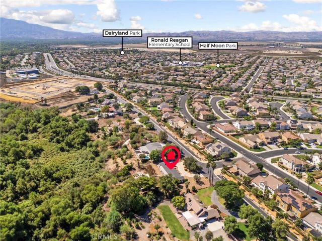 8170 Grapewin, Corona, CA 92880