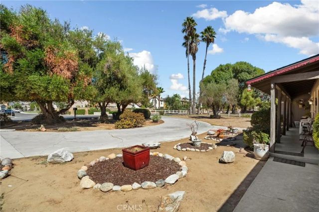 8170 Grapewin, Corona, CA 92880