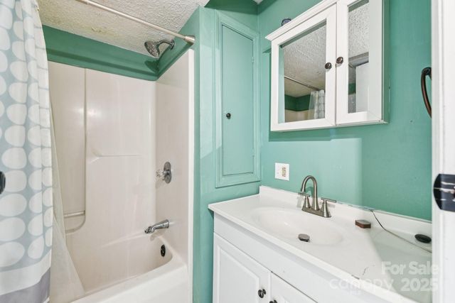 322 Gurley Drive NW, Concord, NC 28027