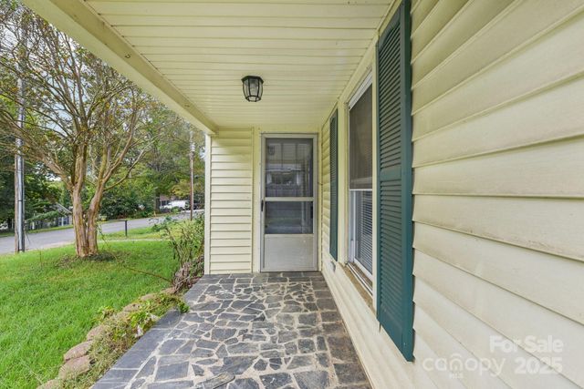 322 Gurley Drive NW, Concord, NC 28027