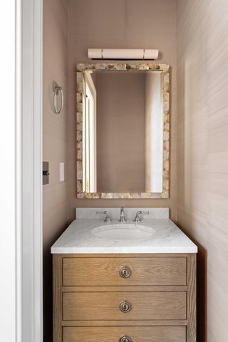 21 New Street, Charleston, SC 29401