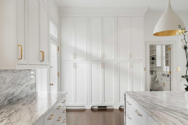 21 New Street, Charleston, SC 29401