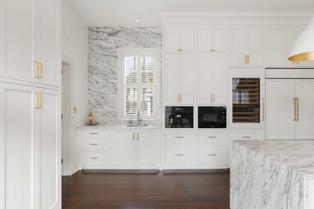 21 New Street, Charleston, SC 29401