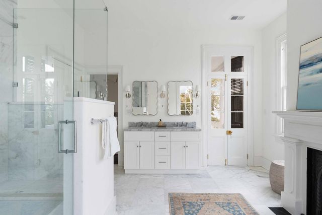 21 New Street, Charleston, SC 29401