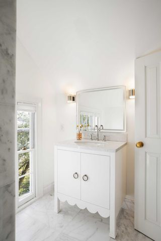 21 New Street, Charleston, SC 29401