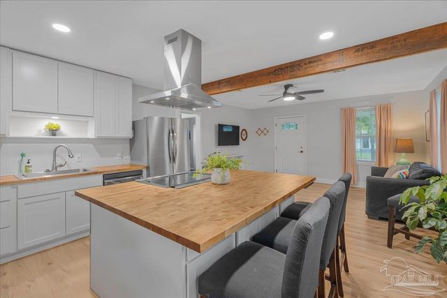821 W Hernandez St, Pensacola, FL 32501