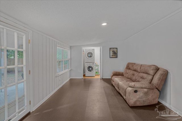 821 W Hernandez St, Pensacola, FL 32501