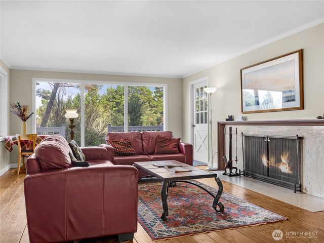 21909 Pacific Way, Ocean Park, WA 98640