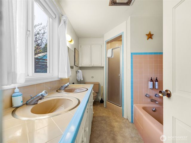 21909 Pacific Way, Ocean Park, WA 98640